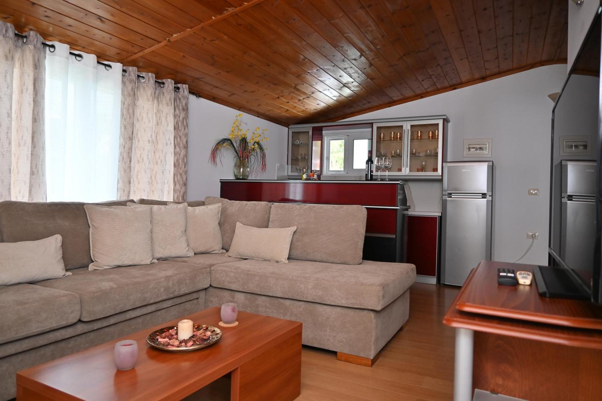 Bella Vista Apartment Borsh